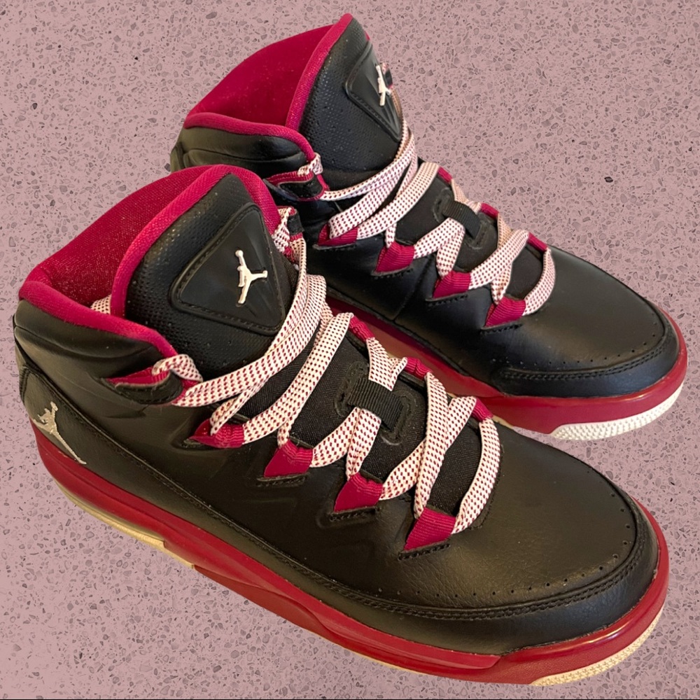 Nike Air Jordan Big Girl Shoes Size 5.5 - Picture 2 of 4